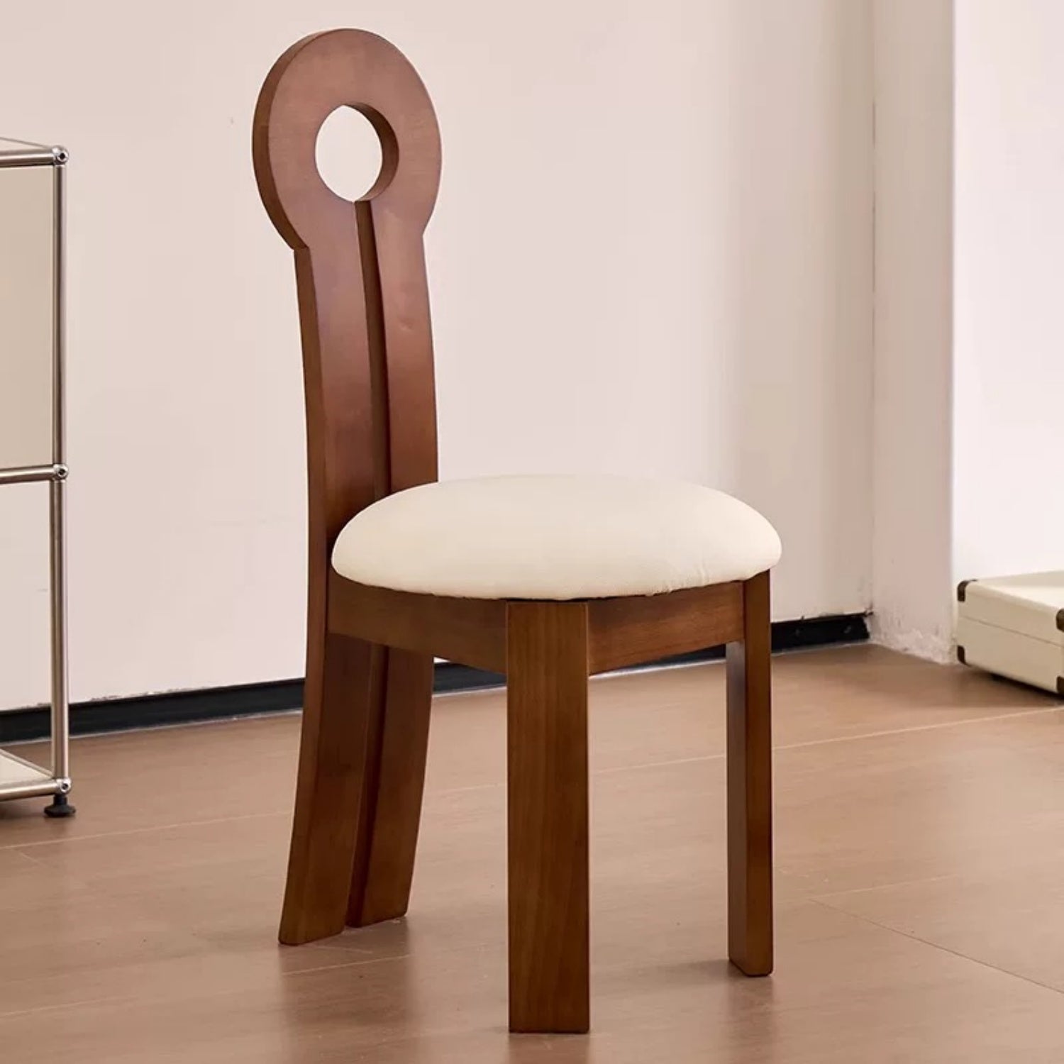 ABC HOME Chair: Luxury Dining Chair Armchair for Living Room Dining Room in Dubai showroom