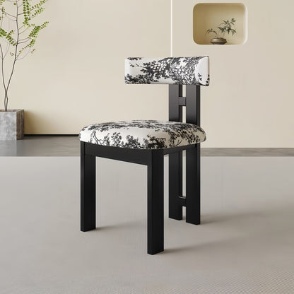 ABC HOME Chair: Luxury Dining Chair Armchair for Living Room Dining Room in Dubai showroom